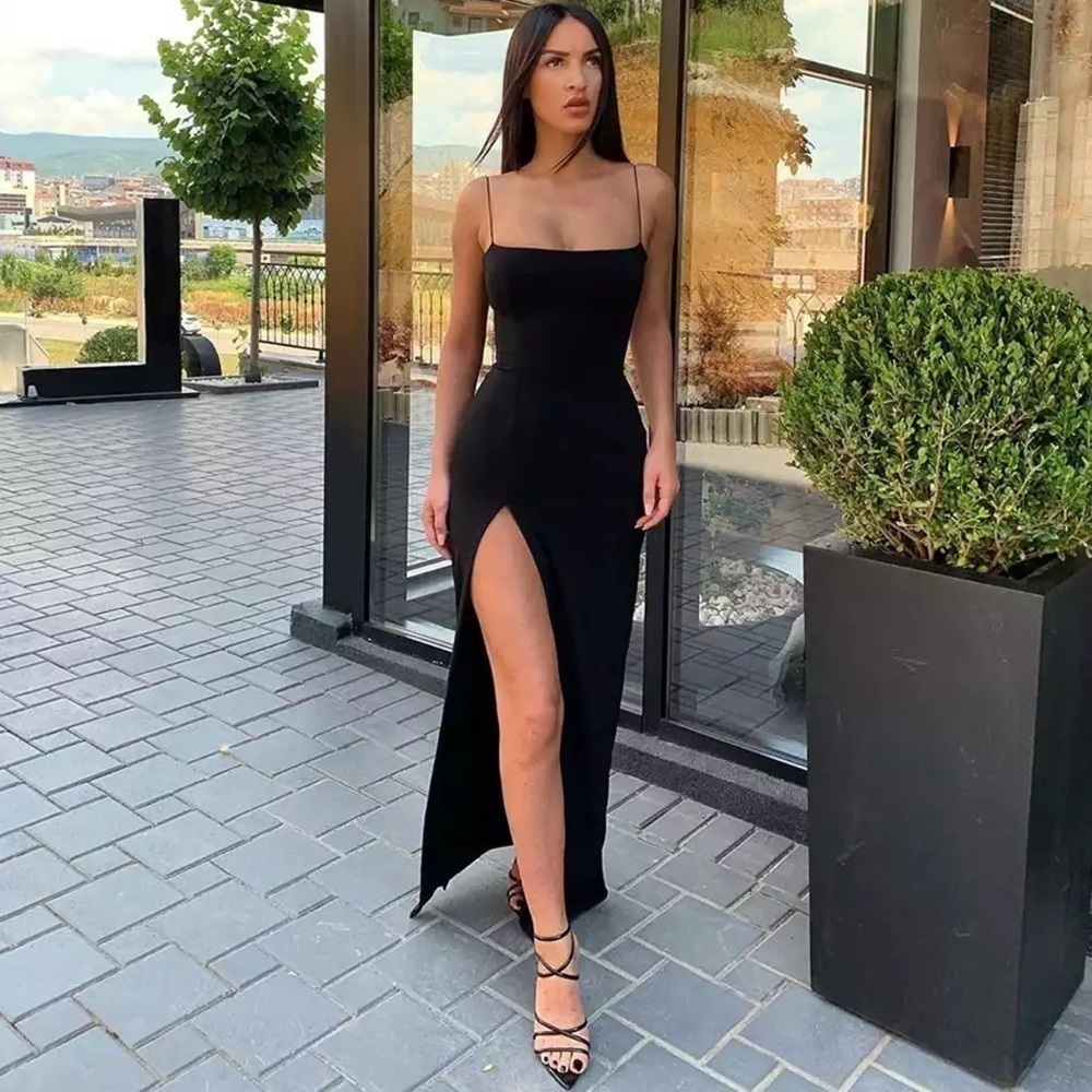 Black Spaghetti Strap maxi bodycon dress